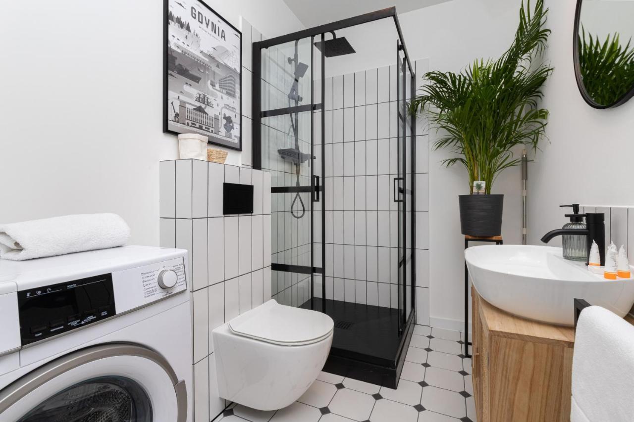 Awanport Estate By Renters Apartment